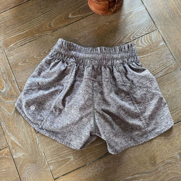 Lululemon Tracker Short V 4" Heather Lux Multi Black / Black Size 4 - Picture 4 of 9